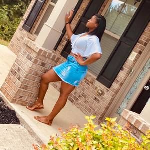 Meet your Posher, Kiara